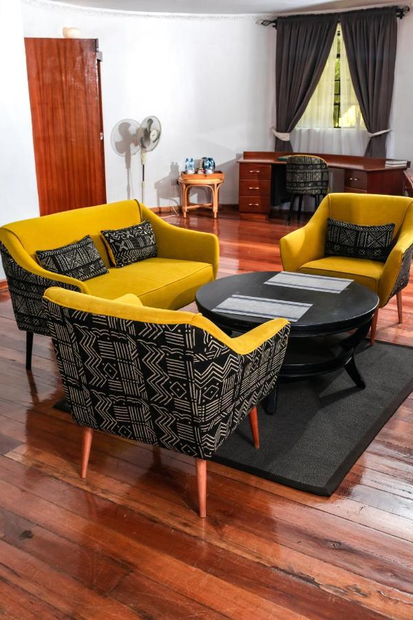 Poa Place Resort & Hotel - Where Nature Meets Comfort Eldoret Eksteriør billede