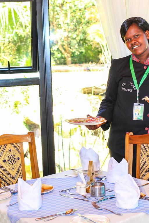Poa Place Resort & Hotel - Where Nature Meets Comfort Eldoret Eksteriør billede